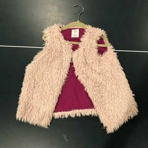 Girls Faux fur vest